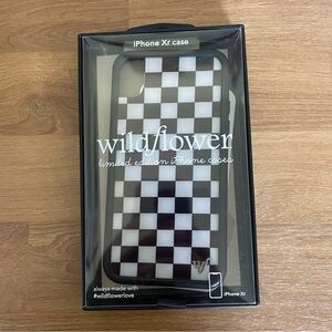 Wildflower Checkered Print IPhone XR Case
